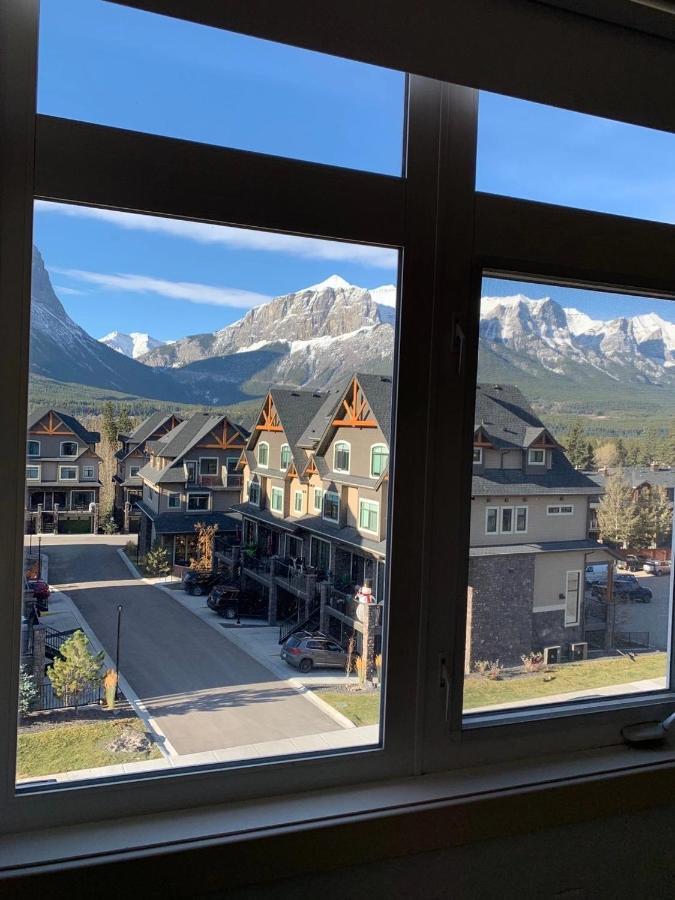 Mountain View 2 Bedroom Condo - Wt Top Floor-401 Canmore Kültér fotó